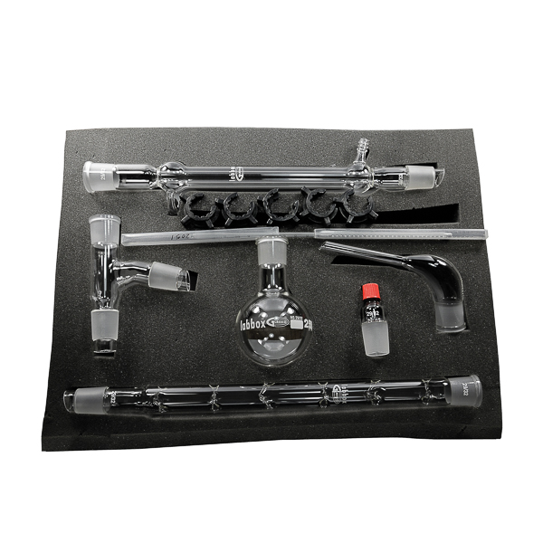 Apparecchiatura per distillazione frazionata (con colonna Vigreux)